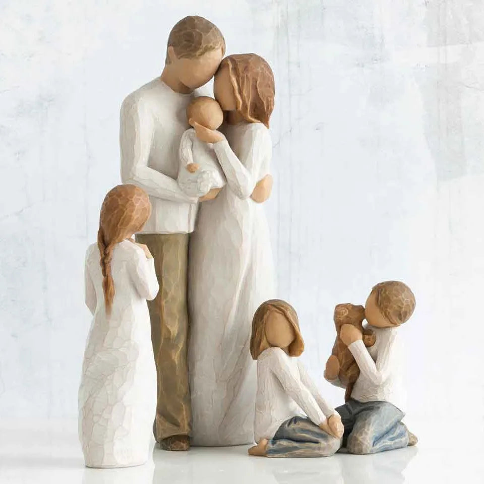 Lureto Family Character Sculpture Set