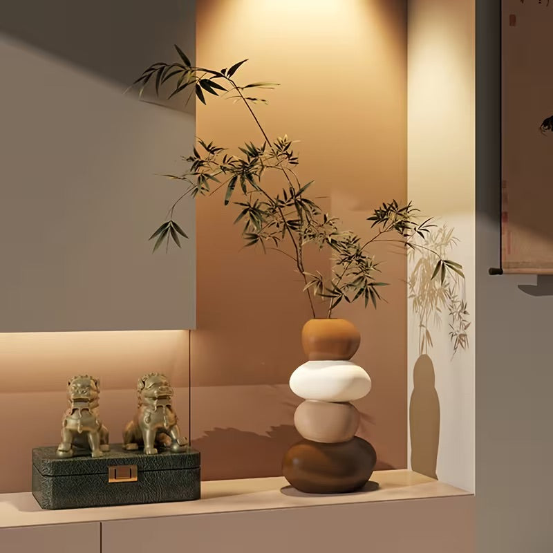 Lureto Geometric Ceramic Vase
